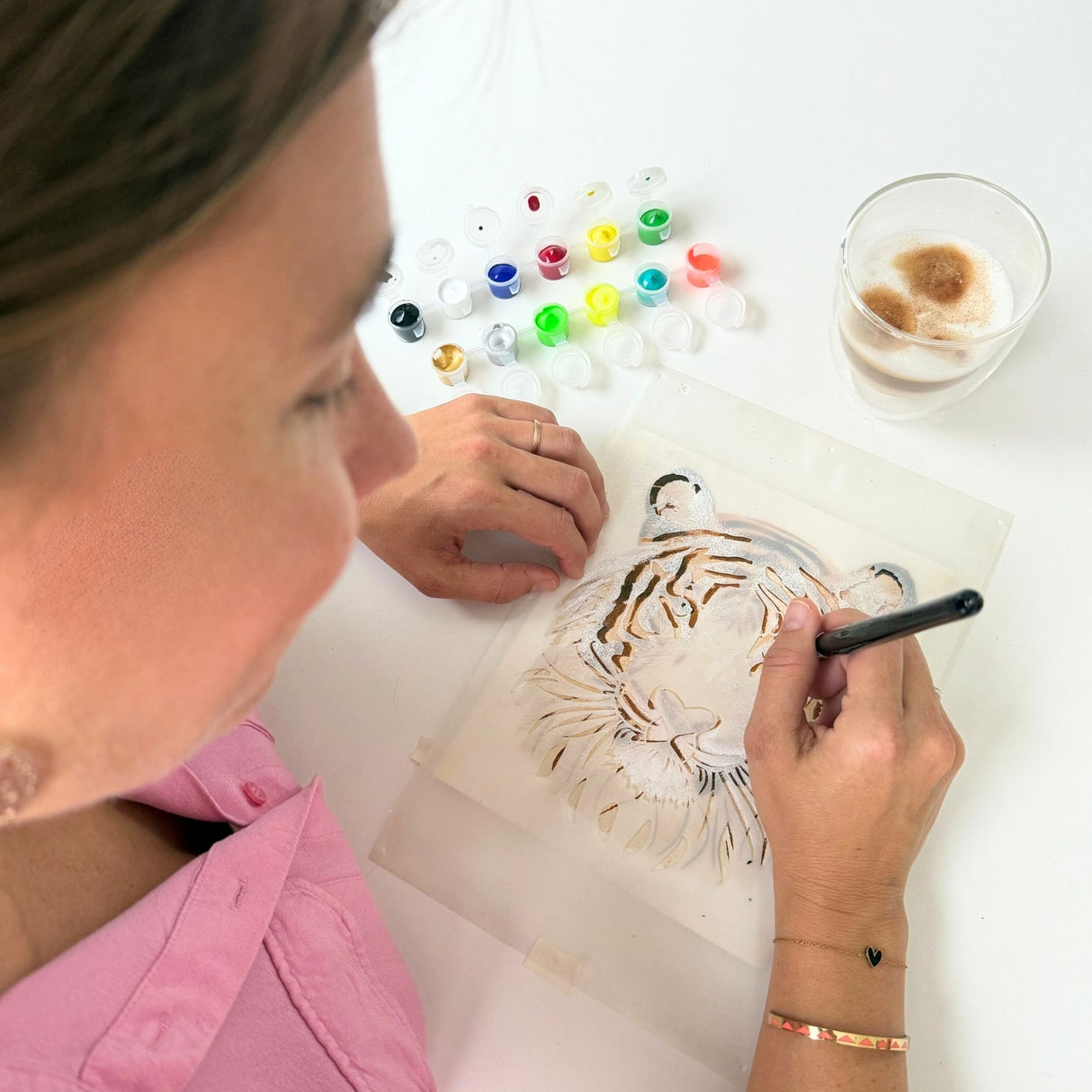 Kit Pochoirs Tigre – 3 pochoirs superposables + toile A4 incluse