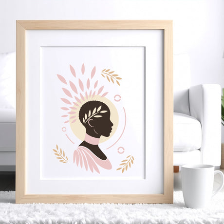 Cadre décoratif présentant l’œuvre Aube d’Amani, silhouette féminine et plumes peintes avec les pochoirs Panash Art.