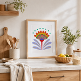 Œuvre Fleur Bali réalisée avec les pochoirs superposables Panash Art, encadrée dans un cadre bois et exposée dans un intérieur lumineux. Alternative à la peinture au numéro pour créer facilement une décoration murale florale personnalisée.