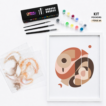 Kit créatif DIY Synergie Panash Art avec 3 pochoirs superposables réutilisables, œuvre abstraite géométrique aux tons terracotta, beige sable et brun, toile A4 incluse, peinture acrylique et pinceaux pour activité artistique facile sans savoir dessiner. Une alternatiive à la peinture au numéro