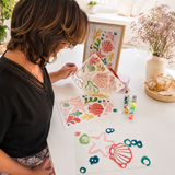 Création avec le kit ECUME Panash Art – peinture au pochoir superposable sur toile A4 – alternative à la peinture au numéro facile